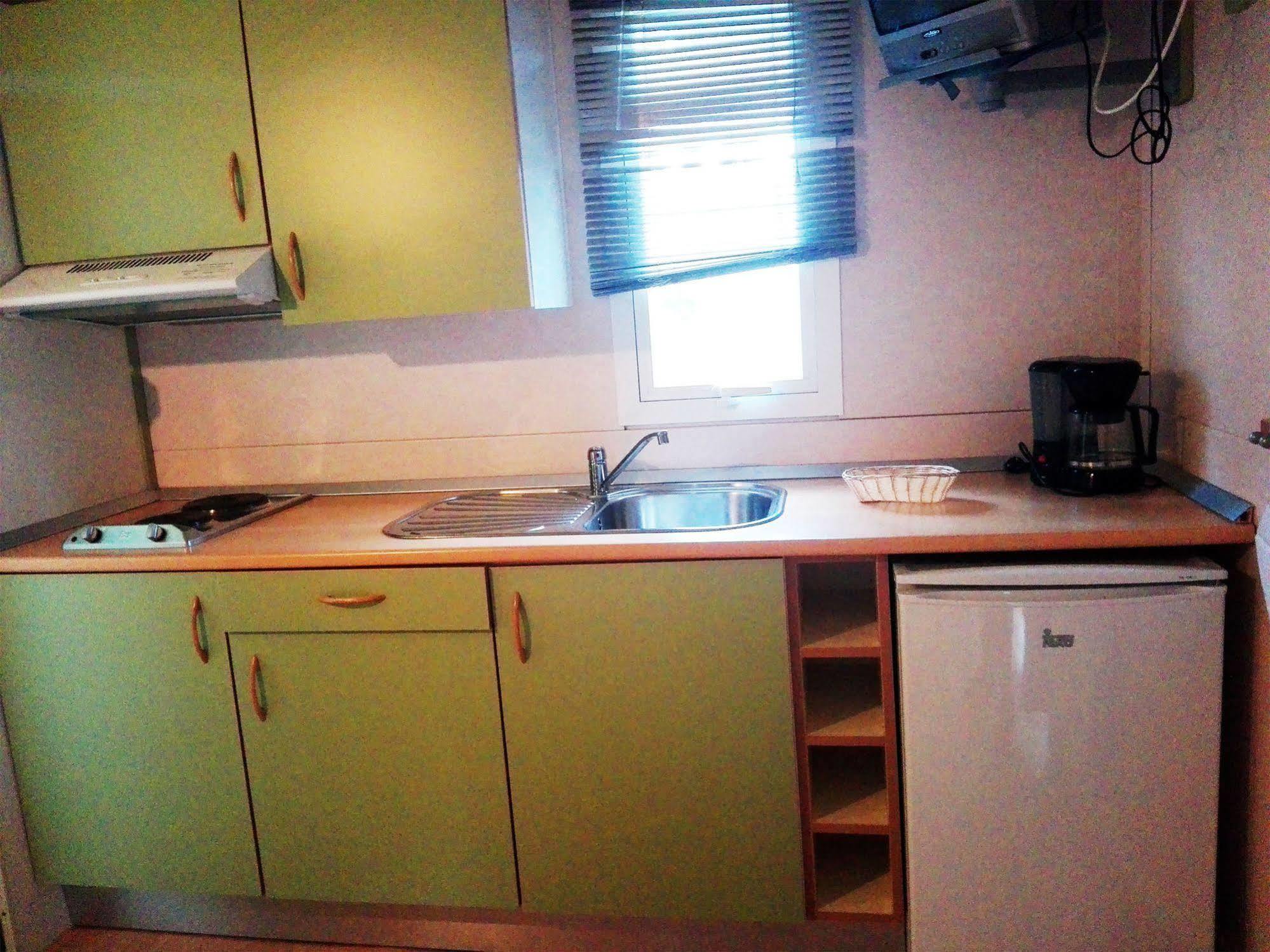 Orbitur Valado Bungalows Caravan Park Hotell Nazaré Exteriör bild