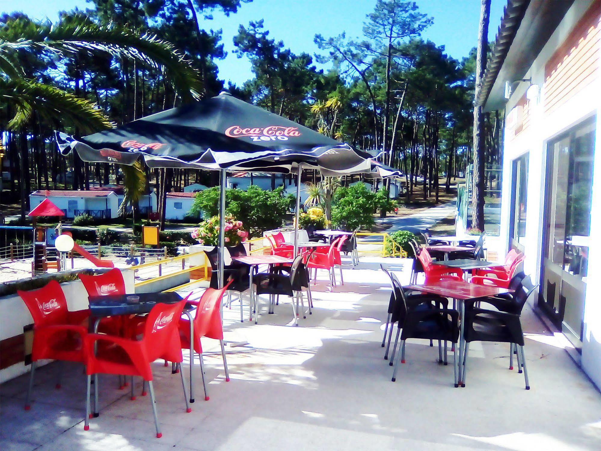 Orbitur Valado Bungalows Caravan Park Hotell Nazaré Exteriör bild